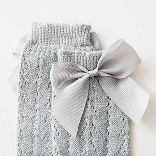 Spanish Hollow Mid-Tube Socks