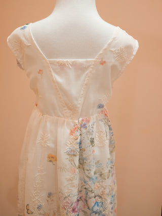 Angela Embroided Sleeveless With Front Lace