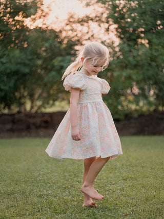 CASUAL BLOSSOM SLEEVED W/FRONT LACE DRESS